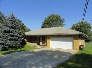 12280 W Sprague Rd, Parma, OH 44130
