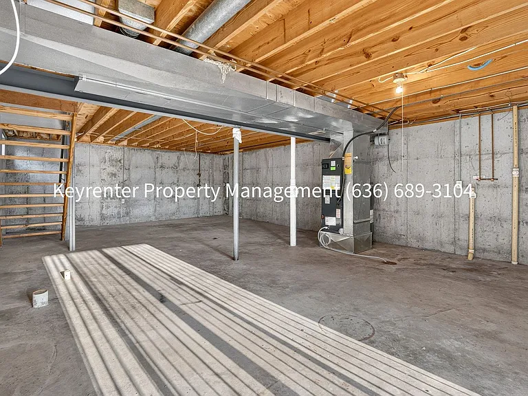 761 Highland Hill Ct — Photo 23