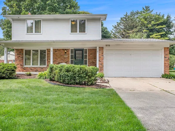 3773 Nash Dr, Troy, MI 48083