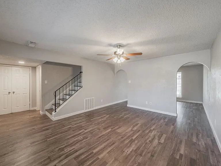 1774 Belshire Ct — Photo 3