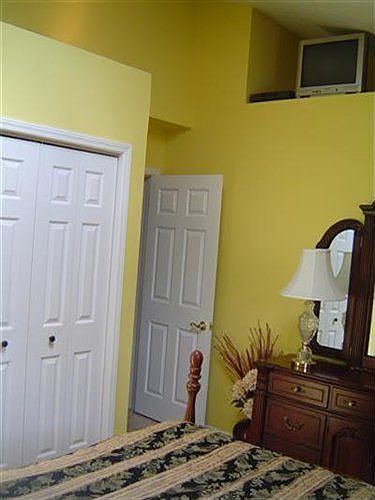 1st image of 317 Lynne Dr