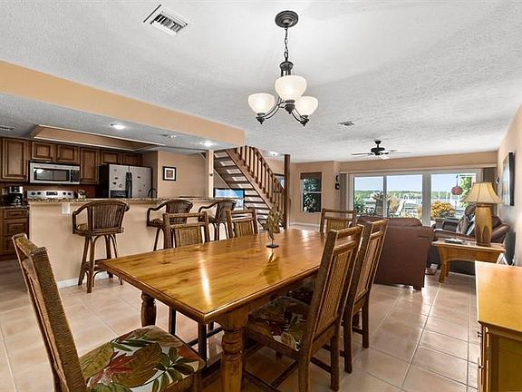 5th image of 2428 Harbour Cove Dr