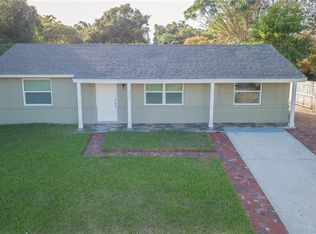904 Gaines Way Dr, Tarpon Springs, FL 34689