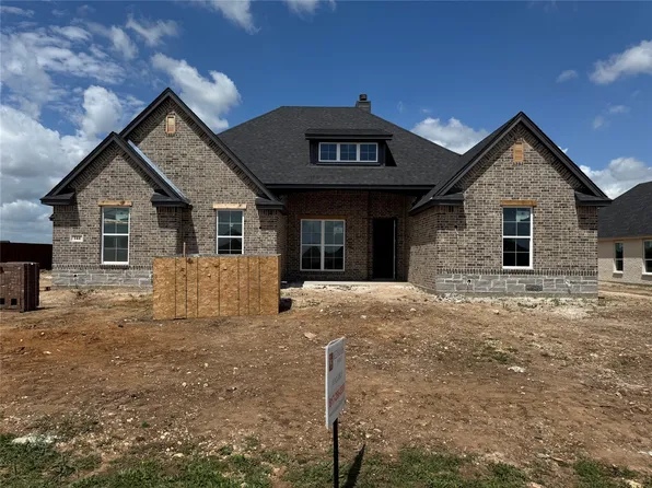 144 Chapowits Dr, Godley, TX 76044