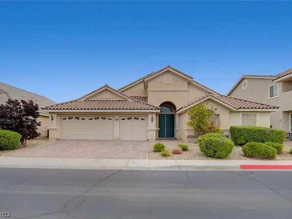 7020 Manzanares Dr, North Las Vegas, NV 89084