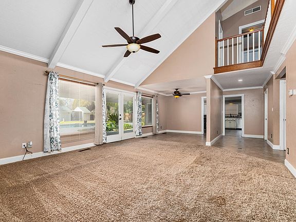 5th image of 3023 W Green Oaks Dr