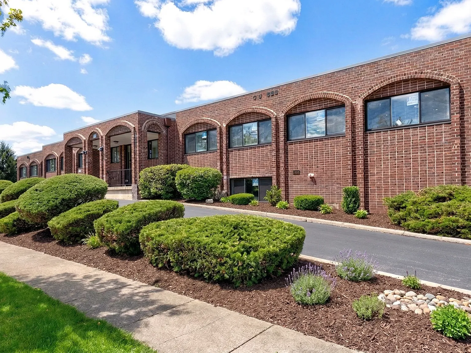 Coventry Apartments — Photo 1