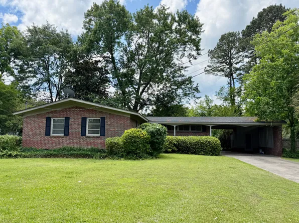 108 Meadowview Cir, Gadsden, AL 35901