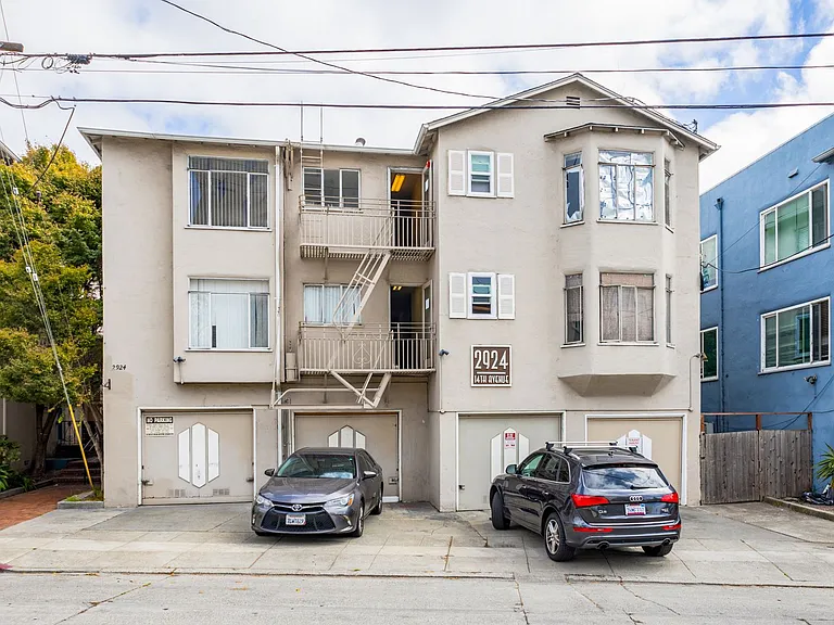 2924 14th Ave — Photo 1