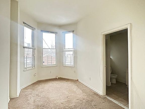 4th image of 1816 Saint Paul St #17138407