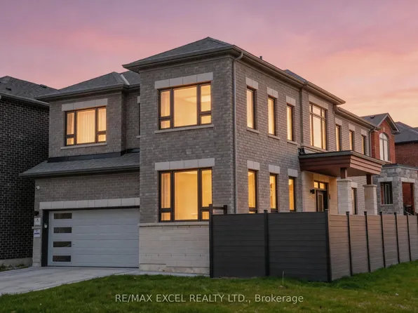 231 Fallharvest Way, Whitchurch Stouffville, ON L4A 5C2