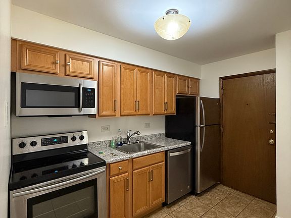 5th image of 9814 Bianco Ter APT B