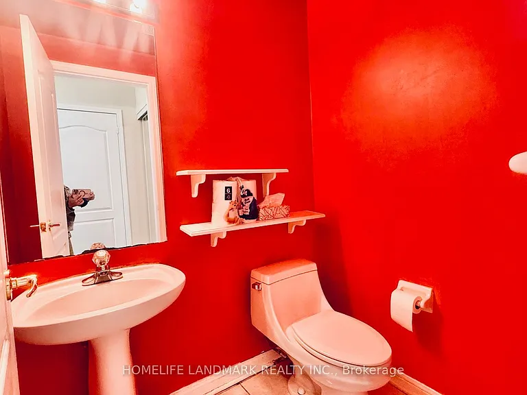 25 Grover Hill Ave — Photo 11