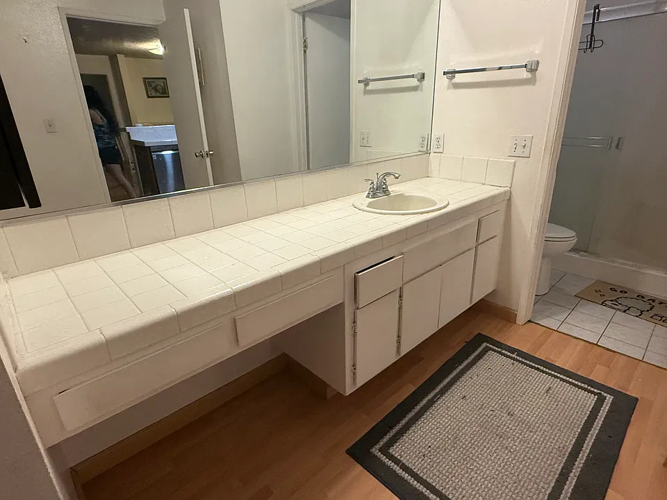 360 S Euclid Ave #127