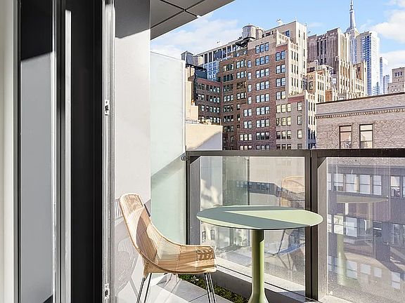 5th image of 300 W 30th St APT 2B