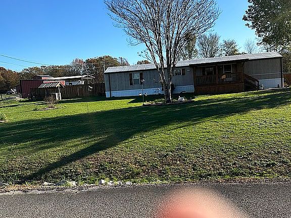 3rd image of 510 County Road 275