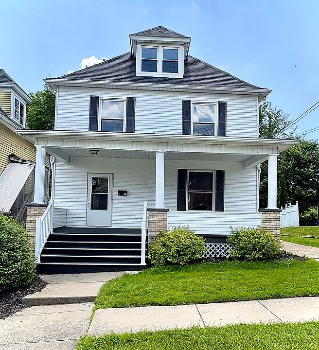 1st image of 316 E Winter Ave