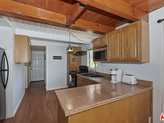 5th image of 32876 Truman Ln
