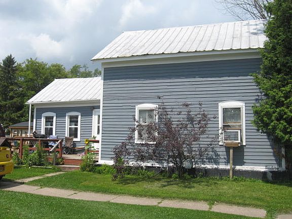 5th image of 325 Saint Lawrence Ave