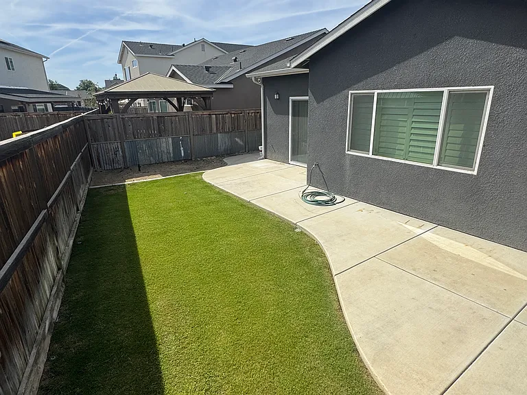 3812 Evergreen Village Ln — Photo 6