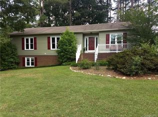 1225 Clarendon Dr, Lancaster, SC 29720