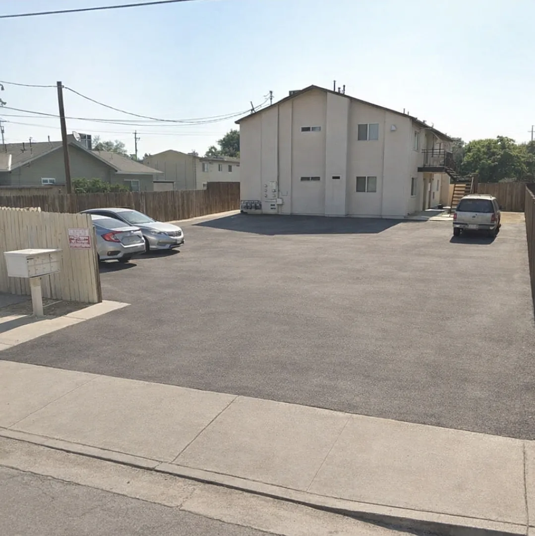 2 bed, 915 sqft, $1,250 — Photo 2