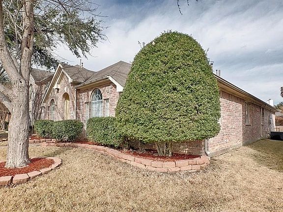 2nd image of 4300 Buena Vista Ln
