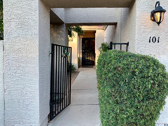 4th image of 3314 E Kelton Ln Unit 101