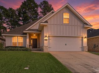 5844 Dunridge Dr, Pace, FL 32571