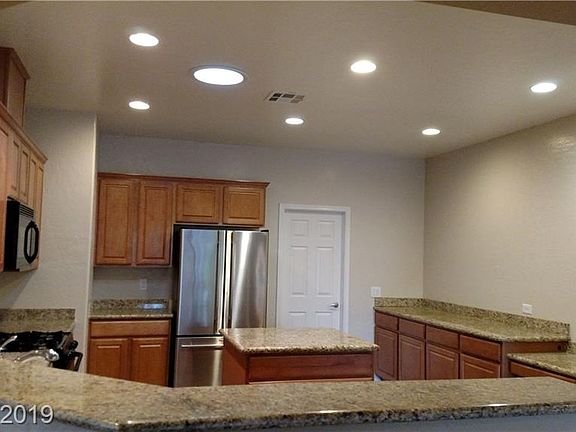 3rd image of 7528 Doral Park Ct