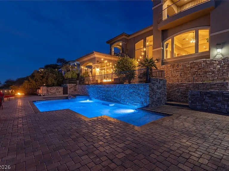 1520 Macdonald Ranch Dr — Photo 11