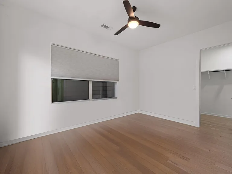 910 Nalide St #B — Photo 19
