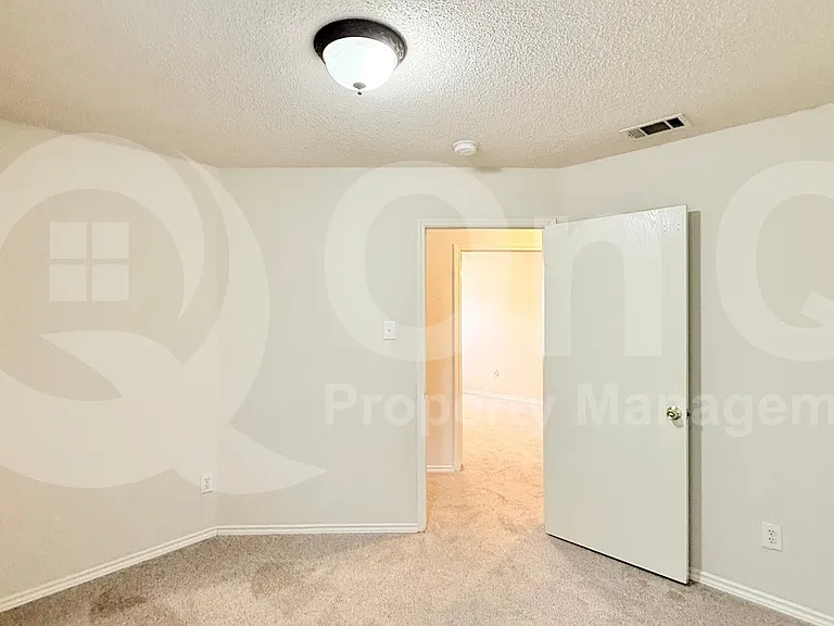 8001 Mourning Dove Dr — Photo 15