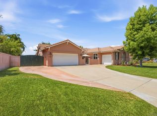 23429 Green Glen Rd, Ramona, CA 92065