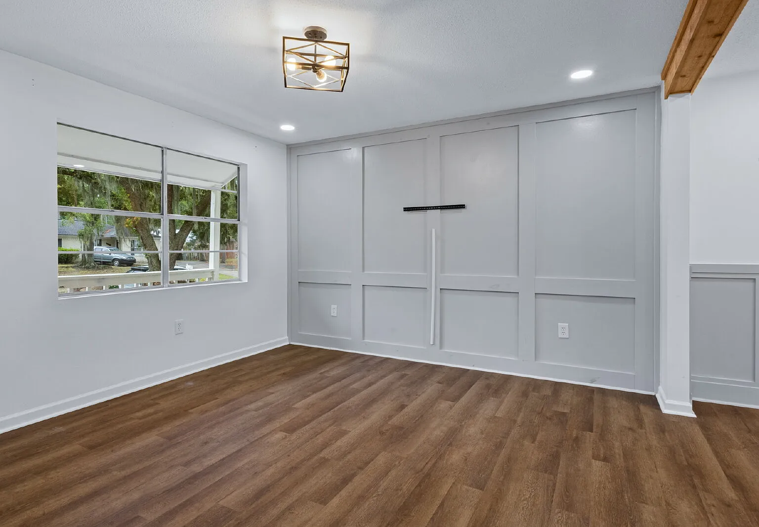 4 bed, 1.5 bath, 1222 sqft, $2,200 — Photo 4