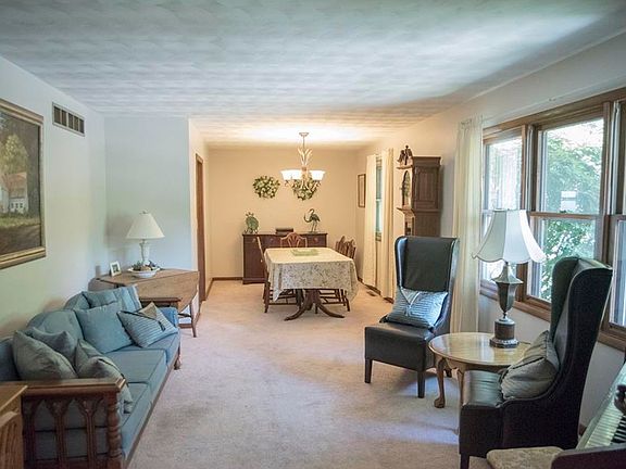 5th image of 6 Northview Dr