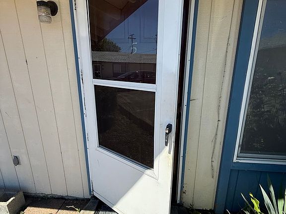 2nd image of 103 E Willamette St #5