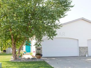 4248 39th Ave S, Fargo, ND 58104