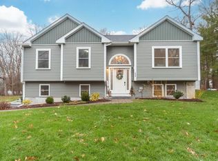 163 Boden Ln, Natick, MA 01760