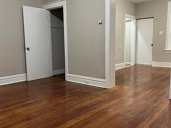 4th image of 4727 Greer Ave