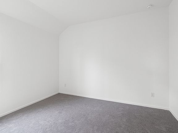3rd image of 8119 High Meadow Ln