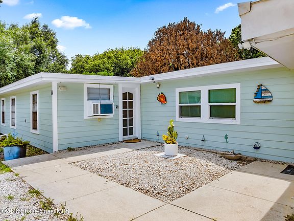 4th image of 329 Pineda St