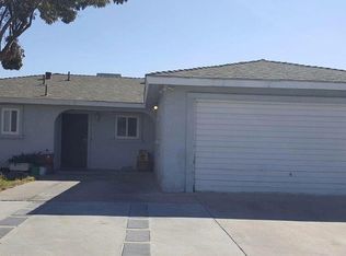404 Ashlan Way, Madera, CA 93638
