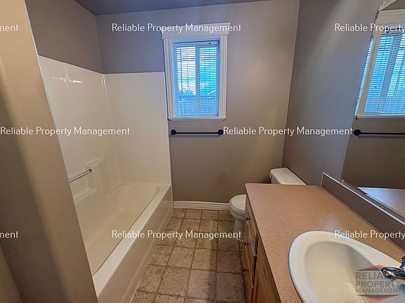 4th image of 1213 N Cornerstone Dr