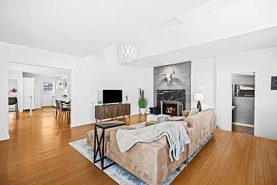 2nd image of 429 N Washington Ave