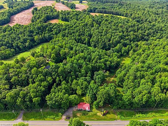 3rd image of 6433 State Highway 268