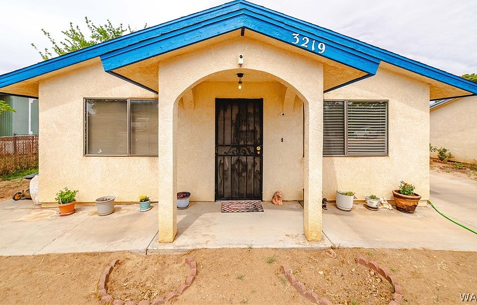 1st image of 3219 E Potter Avenue