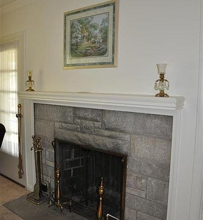4th image of 220 S Alvord Blvd