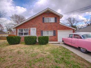 330 4th Ave, Bellmawr, NJ 08031