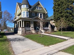 318 E Spruce St, Sault Sainte Marie, MI 49783
